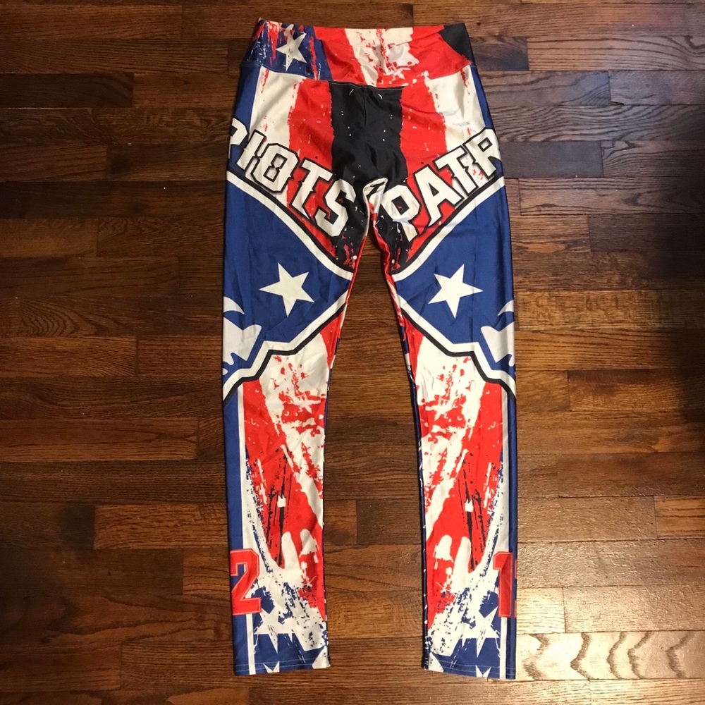 🌵Women’s Patriot Leggings Size S/M